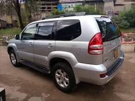 A picture of Tx prado Petrol 2.7 45m 0700303385 0780396314
