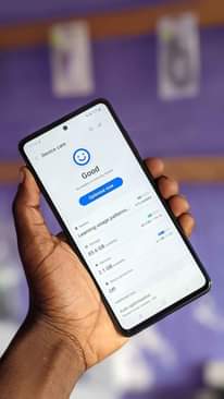 A picture of Samsung a52s