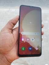 A picture of Samsung a04e