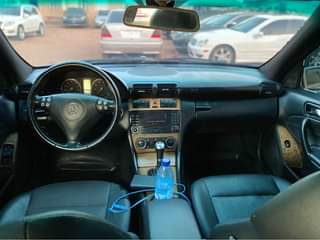 A picture of Mercedes benz c230