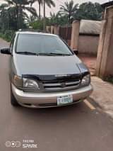 A picture of Sound and Neat Toyota Sienna for sale
