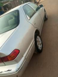 A picture of Toyota Camry 2001 Drop light First body Sound engine and