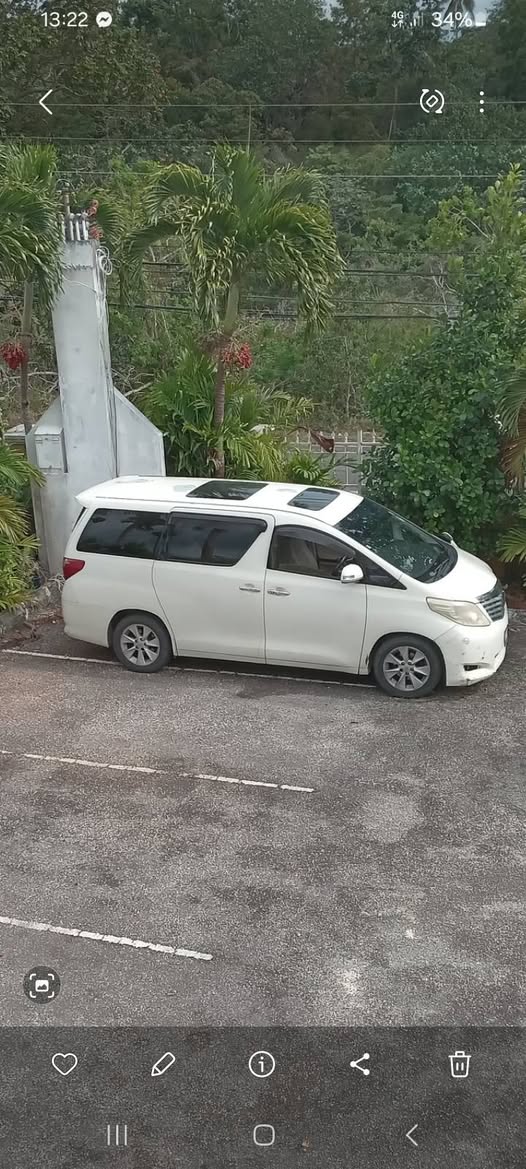 toyota alphard