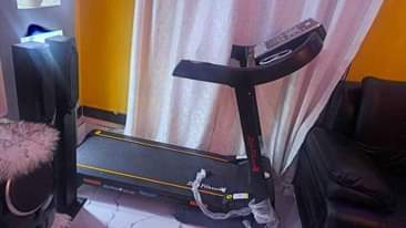 A picture of Treadmill For Sale 0658866413