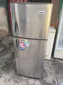 A picture of Tunauza na kununua frij used