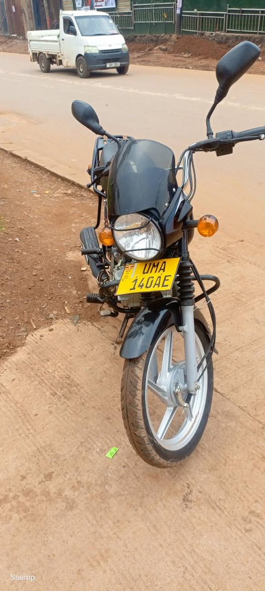 A picture of Motorcycle 3 9m