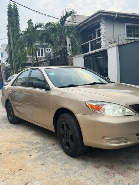 A picture of Pending Awoof deal Toyota Camry Year 2003 Model xle Buy