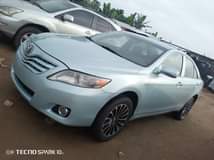 A picture of Highest grade Toyota Camry spider everything is intact and untouched