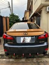 A picture of ES 350 2009 MODEL FIRST BODY A YEAR FOUR MONTHS