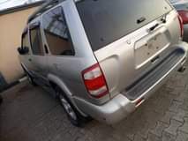 A picture of 2005 Nissan Pathfinder