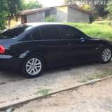 A picture of BMW SERIES 3