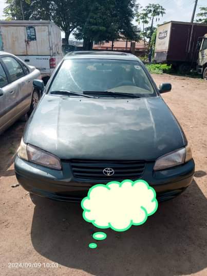 A picture of verified toks standard Toyota Camry pencil with uncrew Engine and