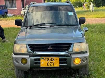 used mitsubishi pajero
