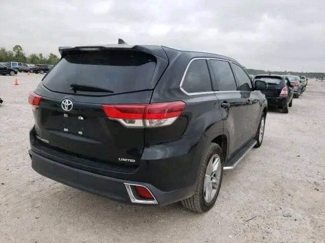 A picture of Toyota Highlander