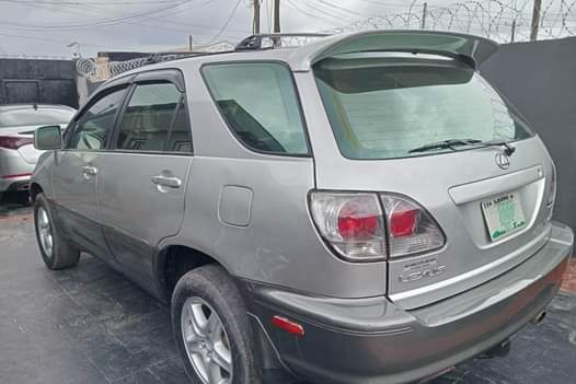 A picture of LEXUS RX 300 Buy and drive nothing to fix Call