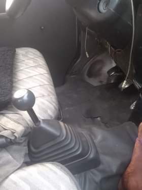 A picture of Old Hijet mini bus everything is working price 1 4m