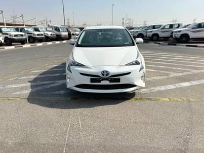 A picture of TOYOTA PRIUS 2018