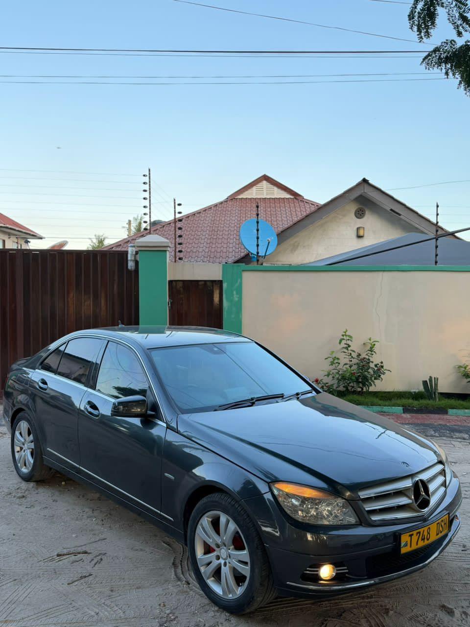A picture of Mercedes benz