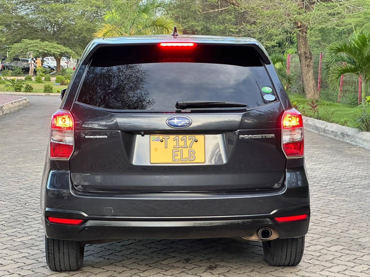 A picture of Subaru forester sj5
