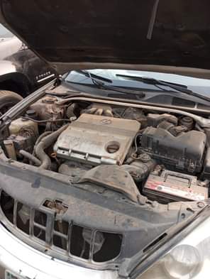 A picture of 2005 Lexus Es330 available First Body only the bumpers and