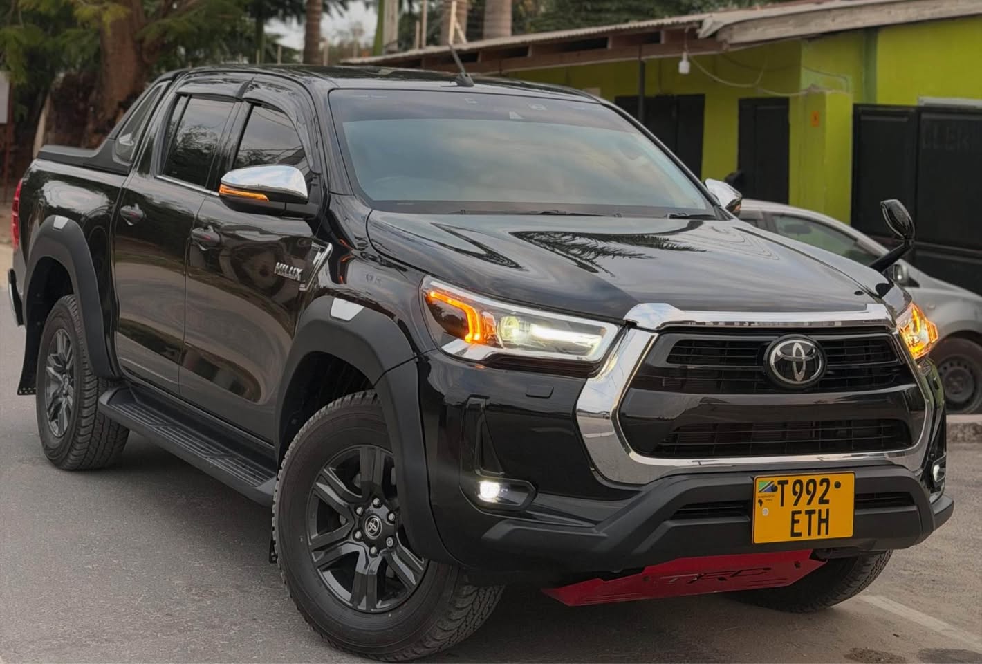 A picture of Hilux pick up 0716041604