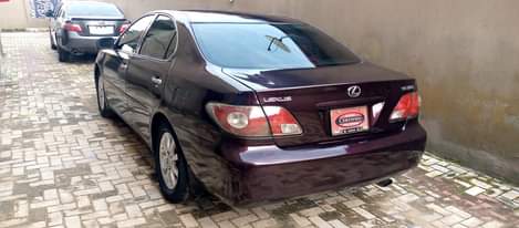 A picture of Super Sharp Lexus es300 04 model Belgium Grade First body