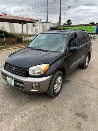 A picture of Toyota rav4 2003 Painted Engine Ac Gear Good condition Buy