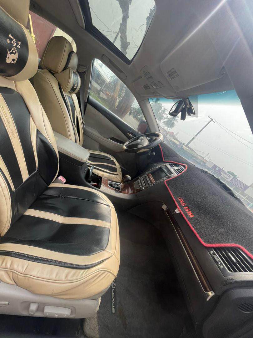 A picture of LEXUS ES350 010 Toks Grade