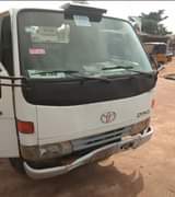 A picture of Toyota Dyna 150 First body 6 Tyres Diesel Engine Working