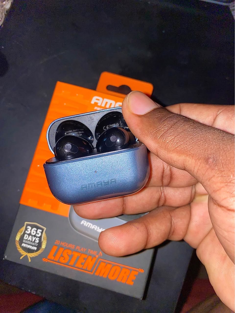 A picture of Amaya earphones