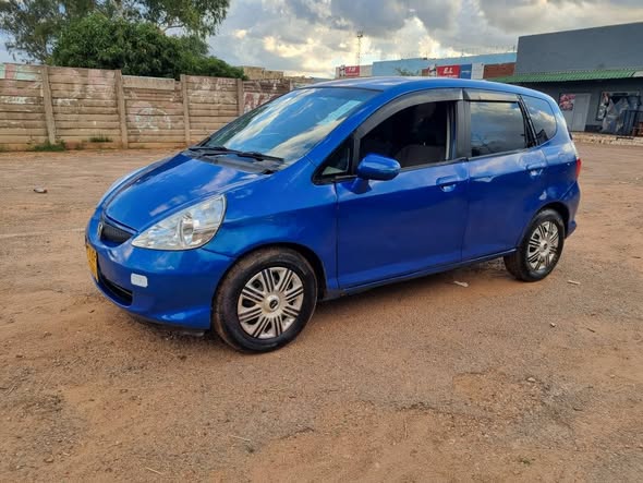 A picture of Honda fit oldshape Norton deals Negotiating