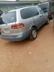 A picture of Toyota sienna 02
