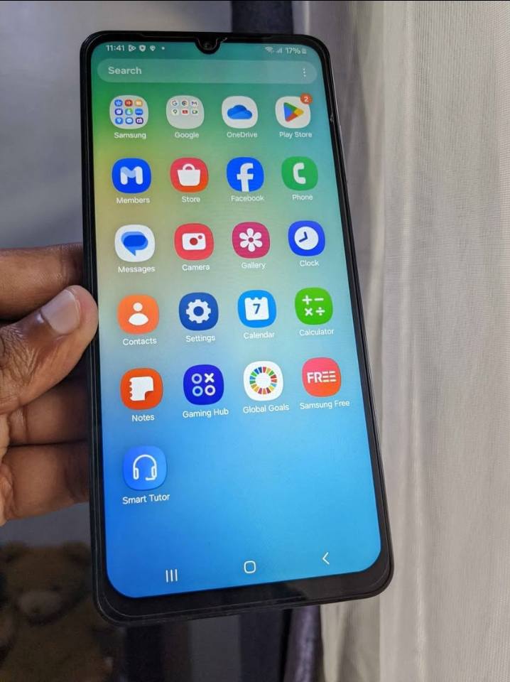 A picture of SAMSUNG A06