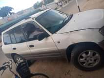 A picture of Rav4 old model