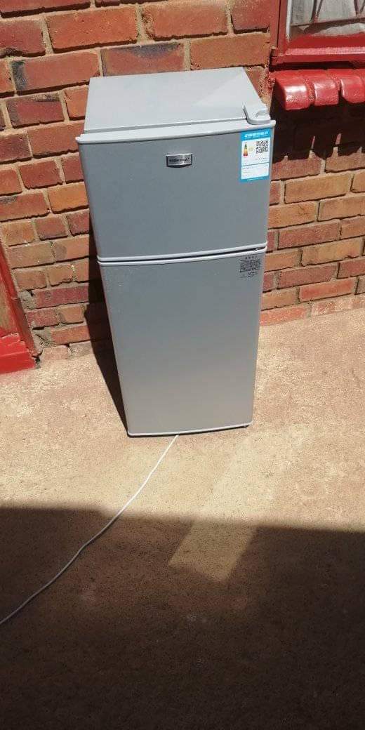 classifieds/fridges