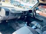 A picture of Land cruiser EX