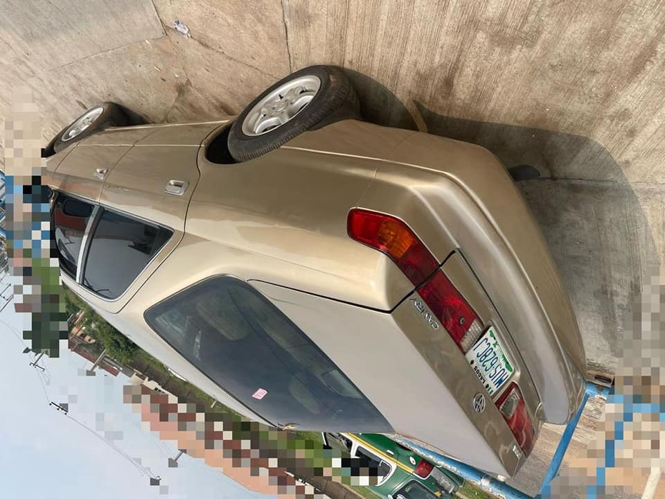A picture of Pencil Camry