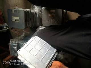 A picture of brain box and airflowmeter