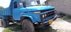 A picture of 2000 Isuzu Txd