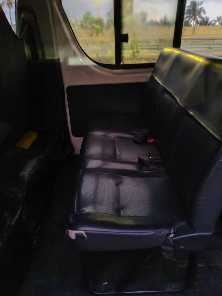 used toyota hiace