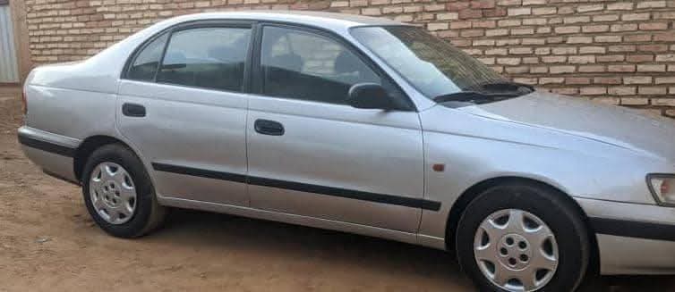 toyota carina