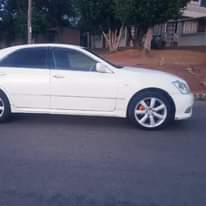A picture of Toyota crown