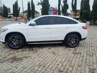A picture of Few months Registered first body 016 GLE450 full options price