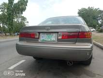 A picture of 2001 TOYOTA CAMRY