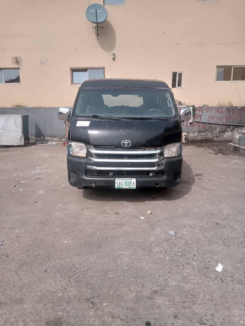 A picture of 2012 Toyota hummer bus