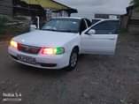 A picture of Nissan b15