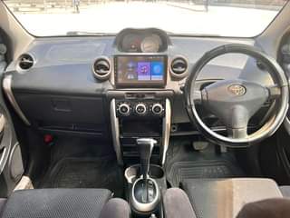 A picture of TOYOTA IST
