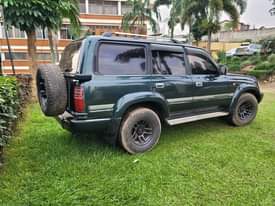 A picture of 1HD Land cruiser VX balloon 24m