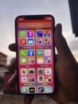 A picture of Iphone x 256gb