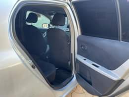 A picture of Toyota vitz 2006 1300cc automatic. Ugx 16.5m. last cash none